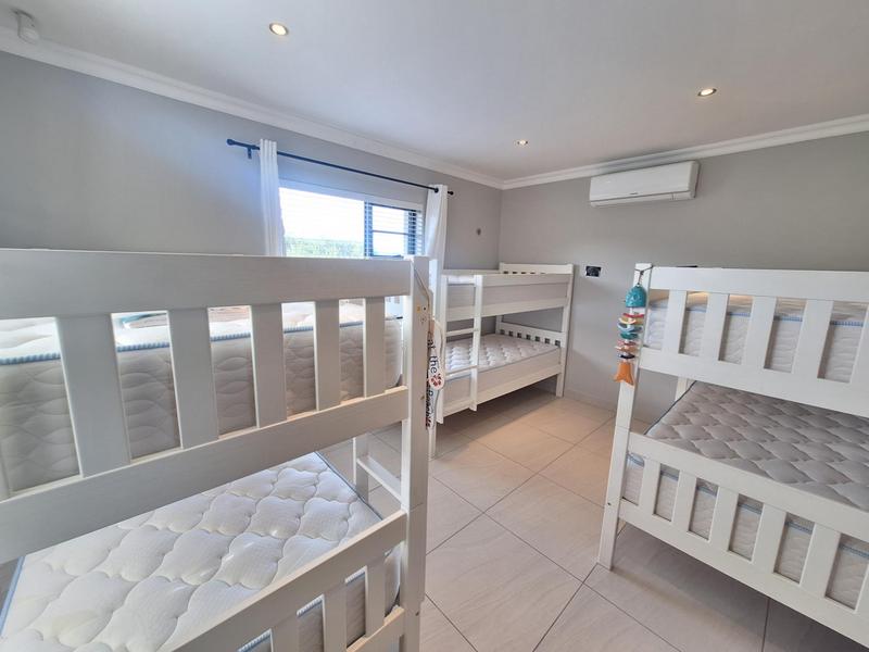 4 Bedroom Property for Sale in Hartenbos Landgoed Western Cape